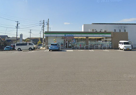 コンビニ　ファミリーマート 半田阿原町店（コンビニ）まで1256m
