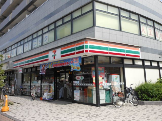 コンビニ　セブンイレブン（コンビニ）まで100m
