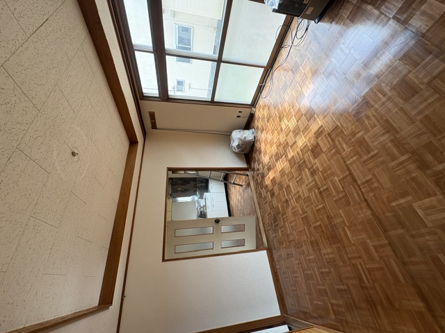 もえぎ町2丁目戸建ての居間写真