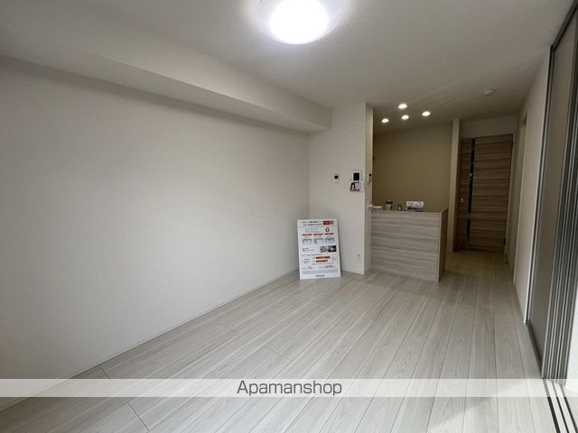 福山市 2階建 築2年の居間写真