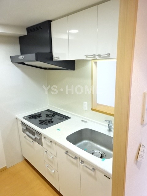 ＪＲ中央線 西荻窪駅 徒歩4分 6階建 築19年のキッチン写真