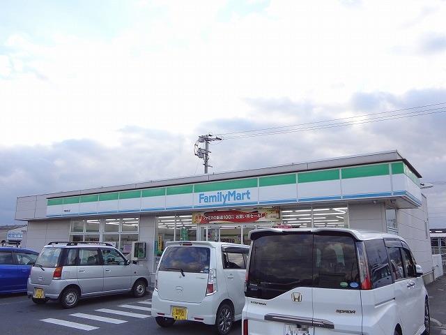 コンビニ　ファミリーマート／中間垣生店（コンビニ）まで850m