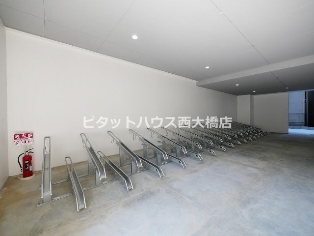 駐車場　駐輪場