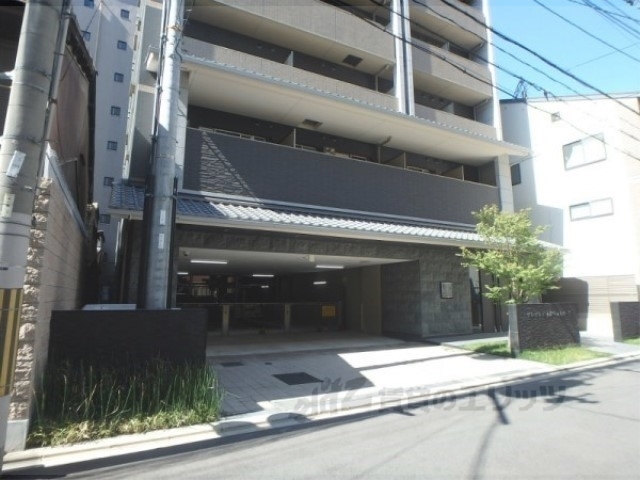 プレサンス京都四条烏丸響の外観写真