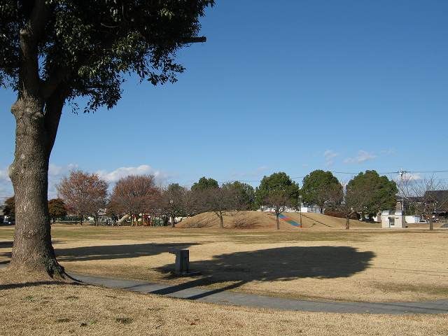 公園　富塚公園（公園）まで300m