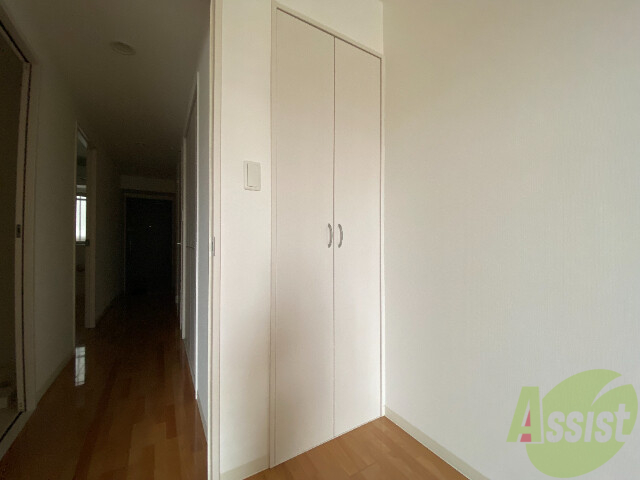 収納　こちらは収納です。収納があると部屋が広く使えて良いですね