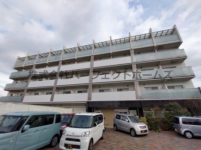 建物外観　爽快な外観です。
