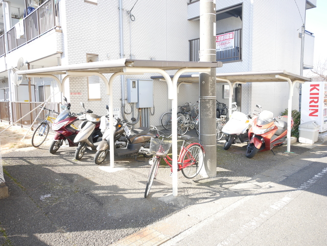 その他共有部分　★屋根付駐輪場がございます★
