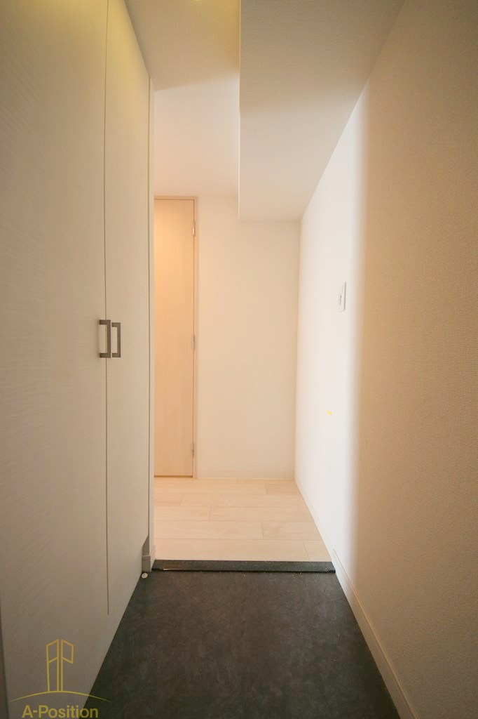 玄関　プレサンス上町台リベルテ