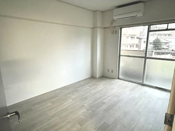 眺望　※写真は同じマンションの違う部屋のものになります。