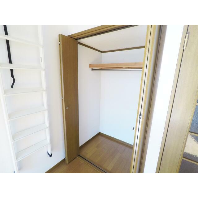 収納　クローゼット