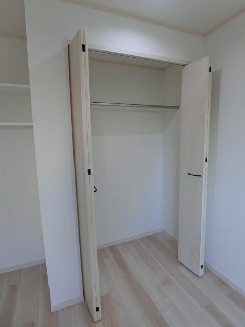 収納　収納たっぷりクローゼット