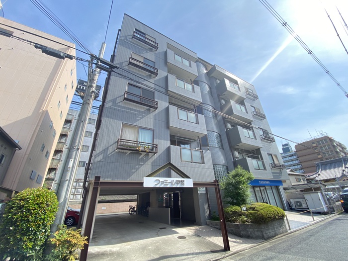 ファミ-ル甲斐の外観写真