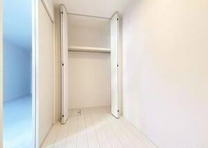 収納　【新築】お部屋すっきり！衣類も大きな荷物も収まるクローゼット