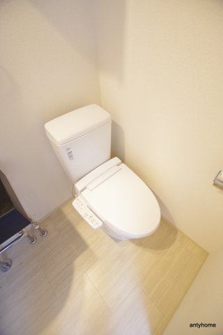セスト新大阪のトイレ写真