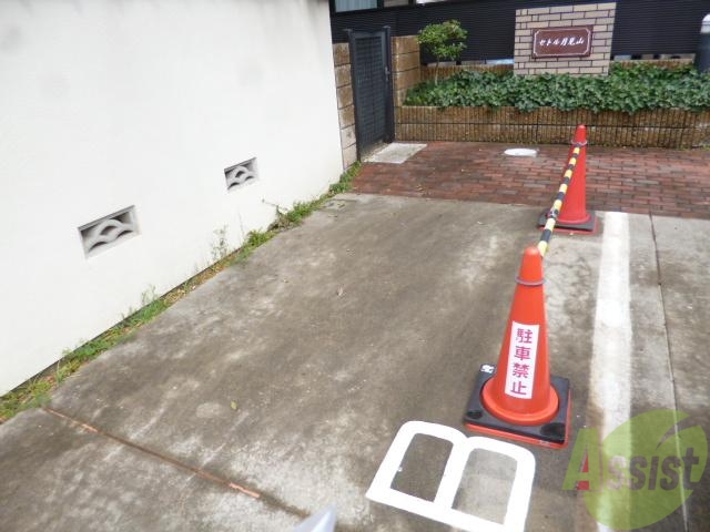 駐車場　しっかりスペース確保できますね