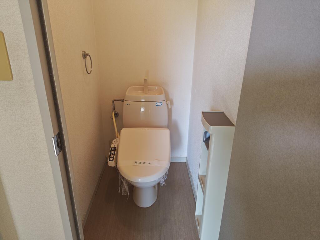 トイレ　トイレ
