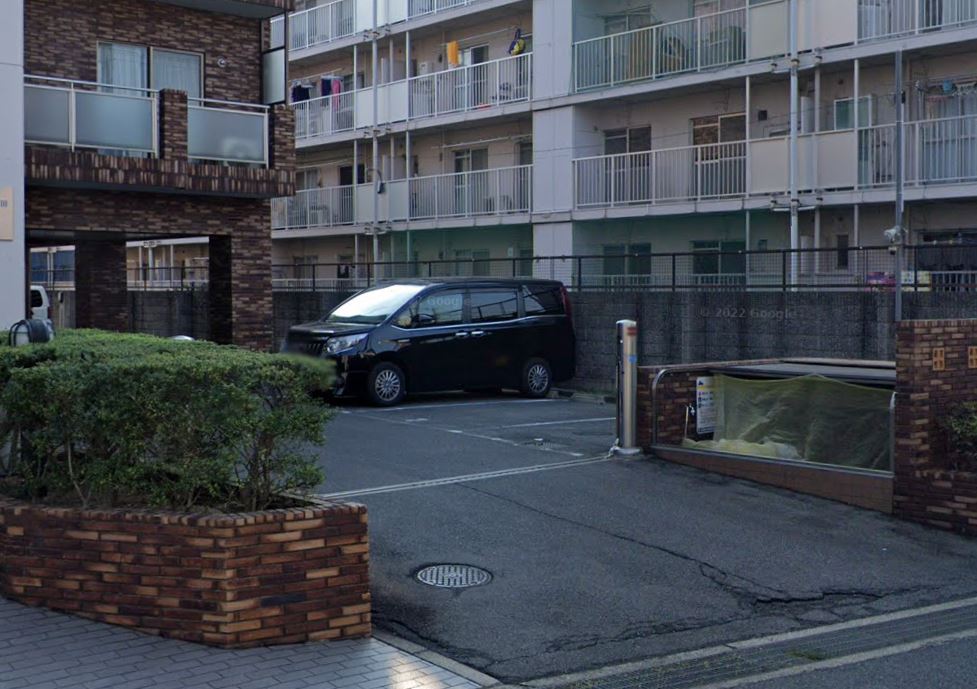 駐車場　駐車場完備です