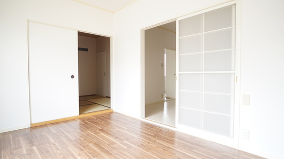 居室・リビング　リビング