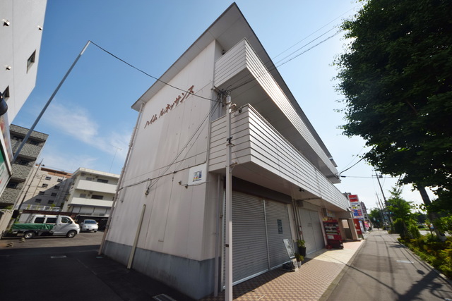 建物外観　～立派なマンション～