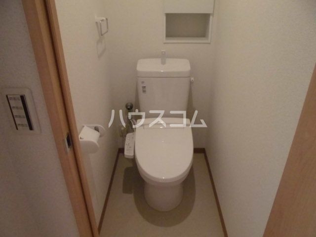 【茅ヶ崎市幸町のマンションのトイレ】