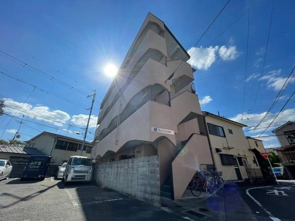 【プレアール淀新町の建物外観】