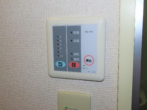 洗面設備　浴室乾燥機能付き