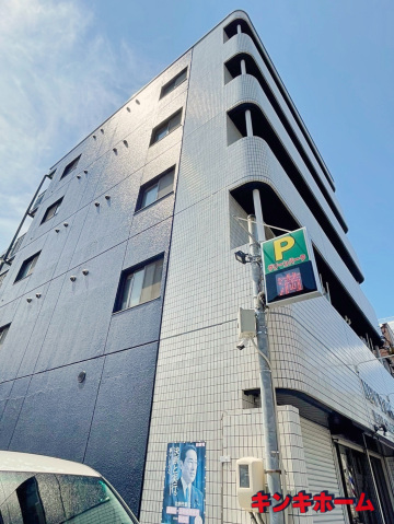 広島市中区千田町のマンションの建物外観