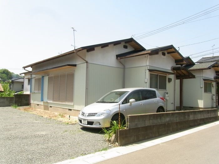 高雄6丁目横山貸家の建物外観