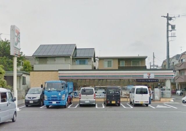 コンビニ　セブンイレブン横浜戸塚区役所入口店（コンビニ）まで590m