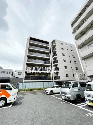 【川崎市中原区上新城のマンションの駐車場】