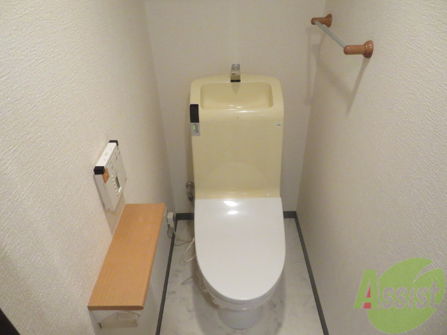 トイレ　こちらはトイレです。清潔感があり、安心して使用できます。