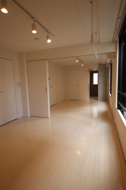 その他部屋・スペース　８．１帖の洋室