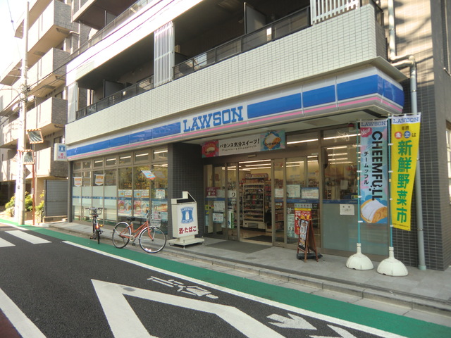 コンビニ　ローソン　新宿新小川町店（コンビニ）まで50m