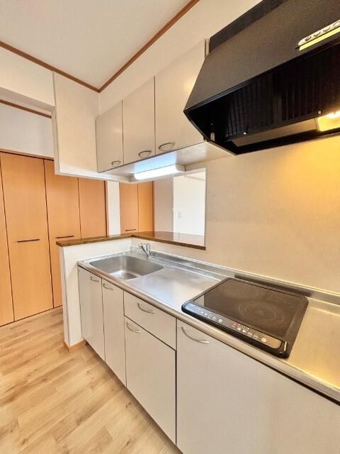 キッチン　２口ＩＨコンロ