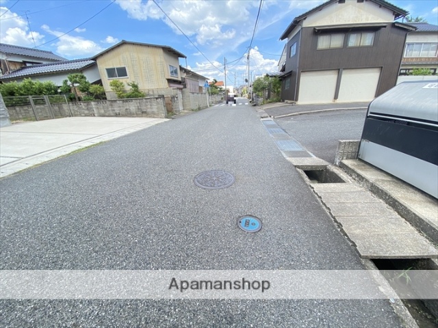 その他　前面道路（その他）まで0m