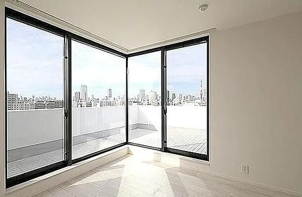 居室・リビング　居室