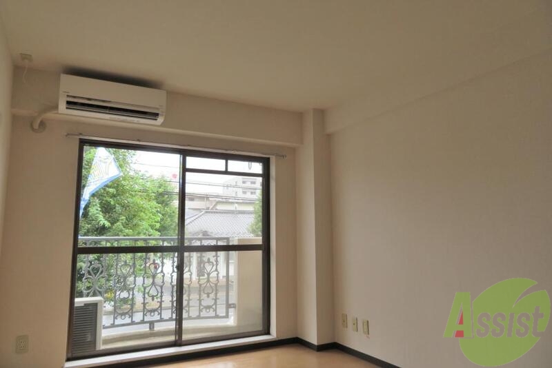 居室・リビング　広々としたお部屋です。ゆっくり休めそうですね。