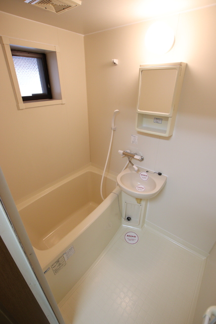 バス・シャワールーム　※別室参考写真