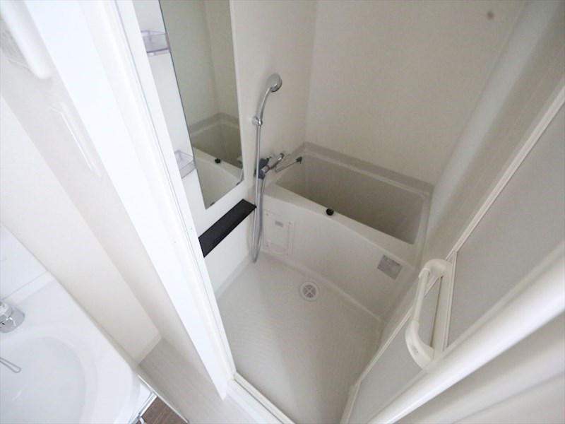 バス・シャワールーム　バスルーム　浴室暖房乾燥機付き