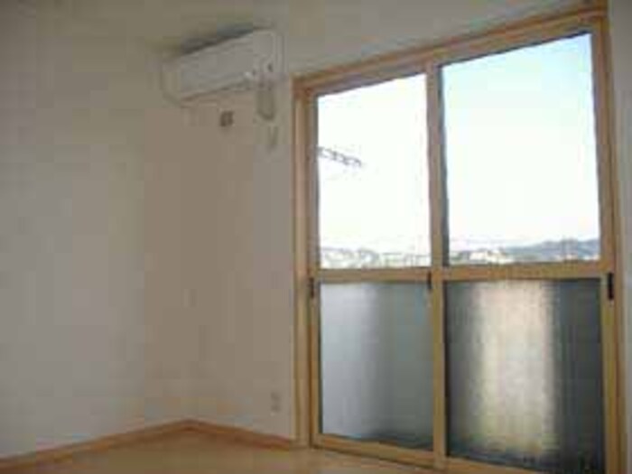 居室・リビング　202：洋室（エアコン）