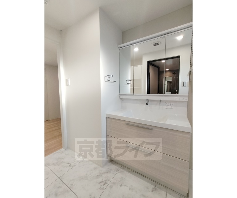 洗面設備　同タイプ洗面台