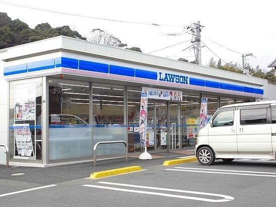 コンビニ　ローソン日吉台店（コンビニ）まで230m