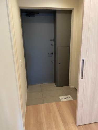 玄関　参考写真