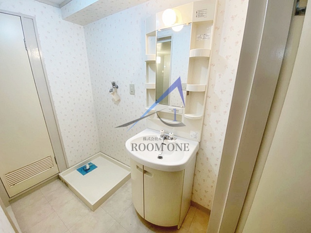 洗面設備　独立洗面台です。