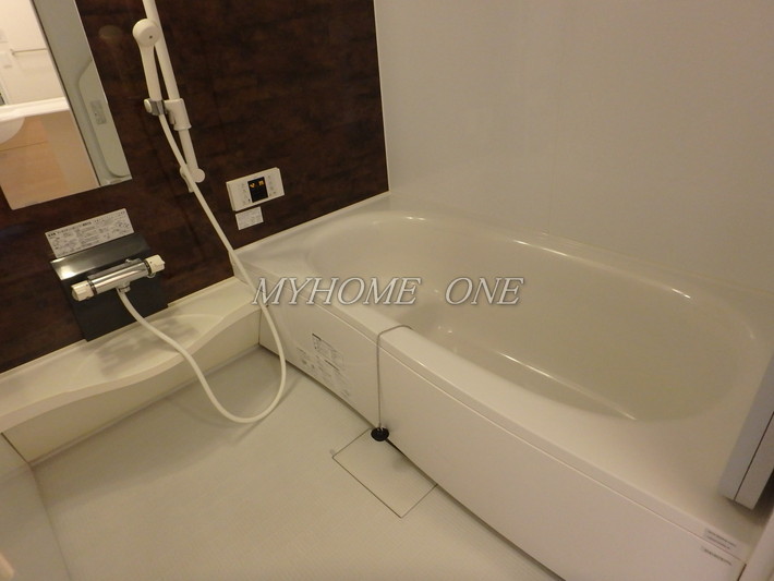 バス・シャワールーム　追焚バス