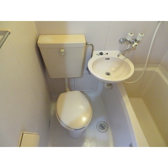 バス・シャワールーム　日々の暮らしに欠かせないお風呂です