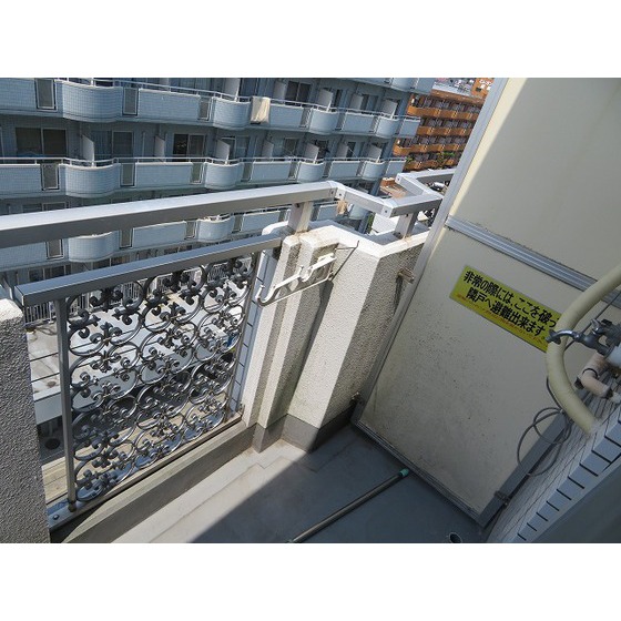 バルコニー　バルコニー