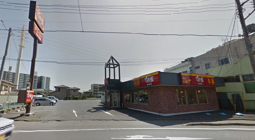 飲食店　すき家土浦店（飲食店）まで445m