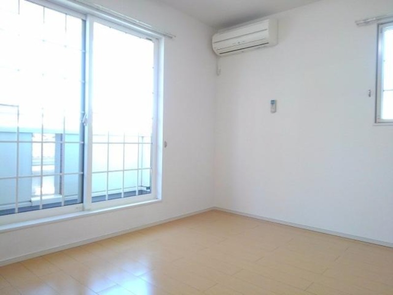 居室・リビング　図面と現状に相違がある場合には現状を優先